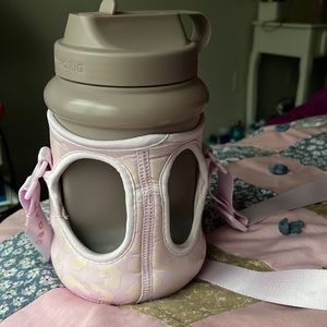 Hydrojug 1/2 gallon with sleeve